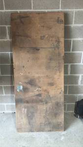 lot 513 image: 6 Foot Table