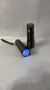 lot 529 image: UV Flashlights