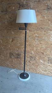 lot 606 image: Vintage, Retro, Heavy Metal, Floor Lamp