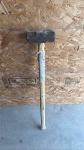 lot 611 image: Heavy Sledge Hammer