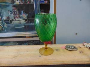 lot 3037 image: Green Glass Footed Vase