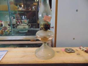 lot 3038 image: Oil Lamp