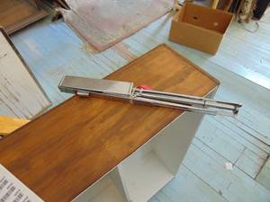 lot 3047 image: Collapsible Music stand