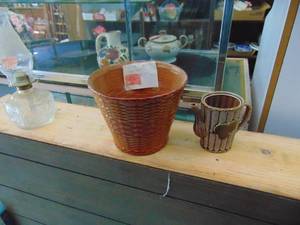 lot 3072 image: Cherokee Planter