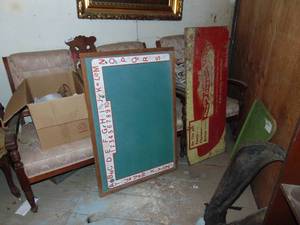 lot 3095 image: Vintage Sign and Chalkboard