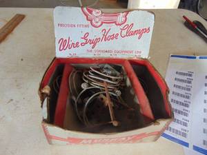 lot 3965 image: Vintage spring clamps in display box