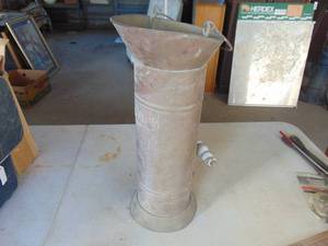 lot 3967 image: Ash bucket