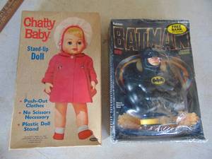 lot 3986 image: Batman cereal box with bank