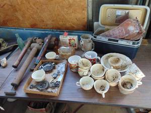 lot 3100 image: Coffee Cups - Piggy Bank - Insect Sprayers and More