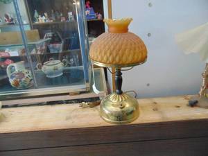 lot 3182 image: Electrified Coleman QuickLite Lamp