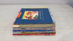 lot 22 image: Lot of 17 Childrens Picture Books