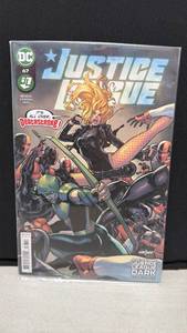 lot 26 image: DC Justice League #67 Comic Book