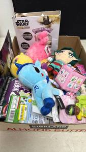 lot 73 image: Mixed Lot of Characters, Crafts & Collectibles