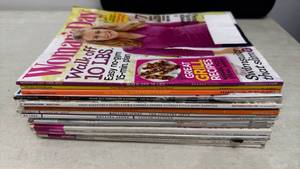 lot 76 image: Magazine Lot of 16