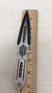 lot 129 image: Stainless Steel Throwing Knife USA Premium Design Precision Crafted