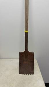 lot 190 image: Roofing shovel