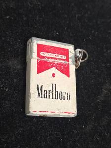 lot 305 image: Rare and Vintage Marlboro Cigarettes Lighter Charm Pendant