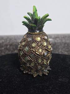 lot 329 image: Pineapple Trinket Box with Green Leaves and Stone Accents