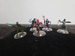 lot 338 image: Fantasy Miniature Figures Lot Painted Tabletop Gaming Pieces