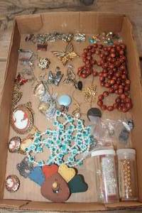 lot 5117 image: Misc. Jewelry and More