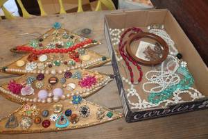 lot 5119 image: Misc. Jewelry and More