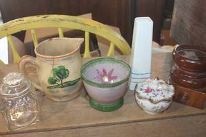 lot 5129 image: Vtg. Pitcher whairline cracks, Pottery Bowl & More