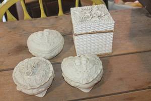 lot 5138 image: Trinket Boxes