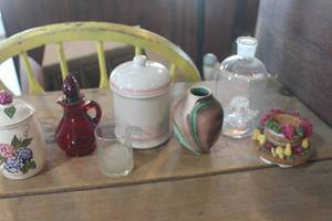 lot 5139 image: Glass Bottle, Candleholder and More