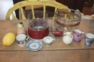 lot 5143 image: Salt, Pepper Shakers and More