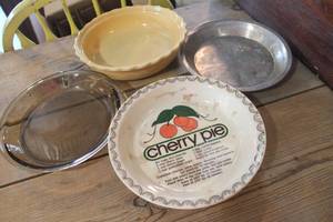 lot 5161 image: Vintage Cherry Pie Plate and More