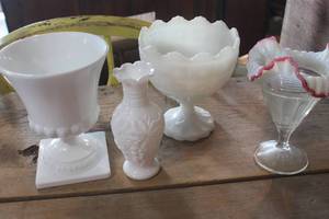 lot 5196 image: Vintage Milk Glass Vases and More