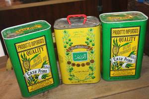 lot 5200 image: Olive Oil Tins