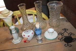 lot 5236 image: Vases and More