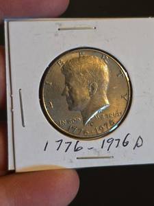 lot 12 image: 1776-1976 D Kennedy Bicentennial Proof half dollar