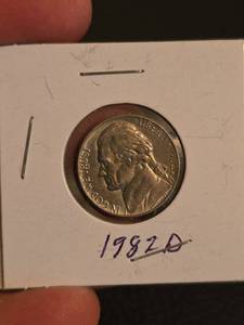 lot 62 image: 1982-D Jefferson nickle