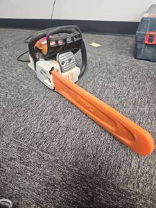 lot 18769 image: Stihl WoodBoss Chainsaw w Bar Cover  Model MS 251