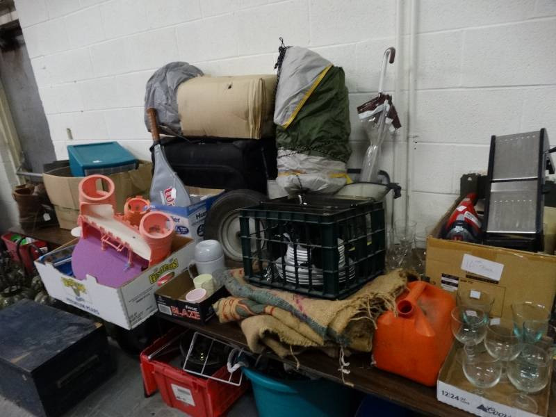 lot 8006 image: large table lot of misc goods
