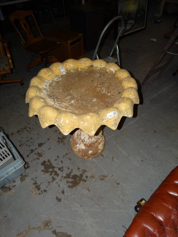 lot 8053 image: concrete sunflower birdbath
