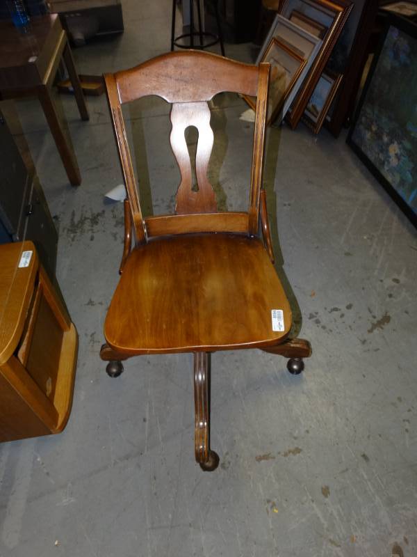 lot 8094 image: Wooden Rolling Chair