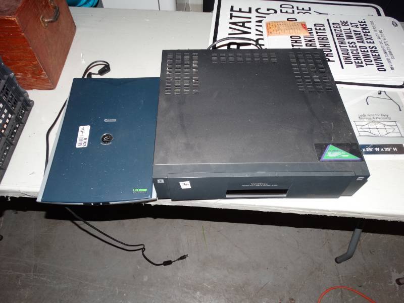 lot 8103 image: Canon CanoScan LiDE 20 and Goldstar Video Cassette Recorder