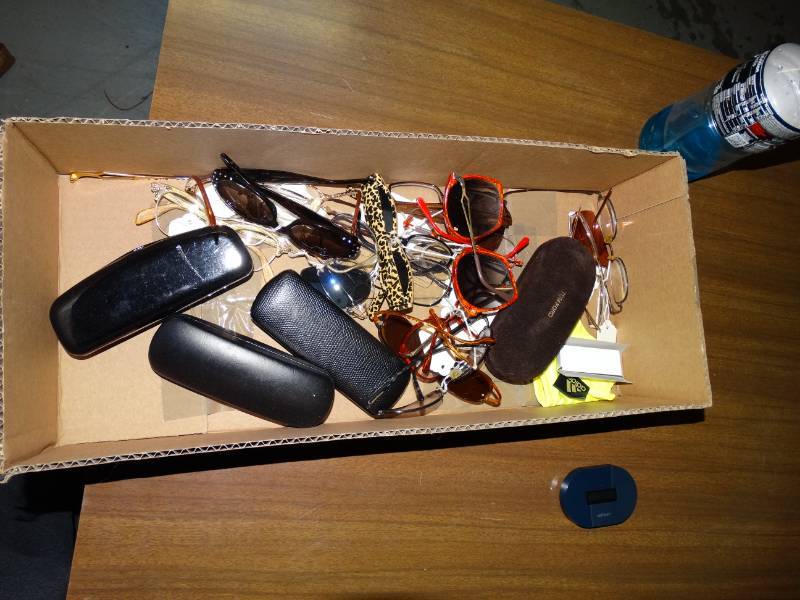 lot 8119 image: Lot of Assorted Eyeglasses and Glasses Cases
