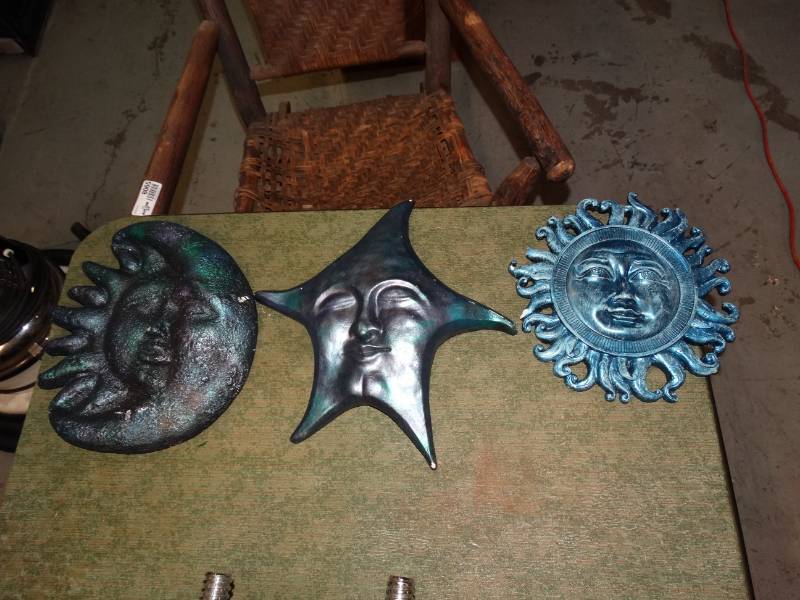 lot 8151 image: 3 piece blue sun star sunmoon