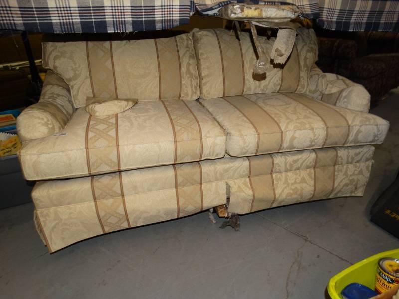 lot 8187 image: CreamTan Couch in Good Condition-- Approx. L71 x W37
