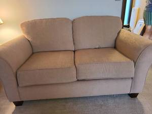 lot 814 image: Beige loveseat by Hughes Furniture, 38x66x41, floor to seat is 20in.