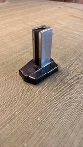 lot 922 image: &nbspLZ Unfolded Stamp Hinge DISPENSER Desk Holder Collector Tool