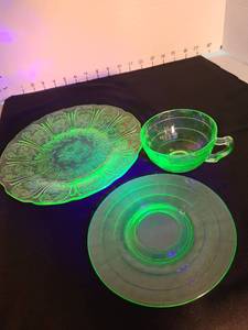 lot 1001 image: Uranium Glass Plate, Cup, Saucer, UV Reactive