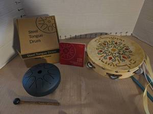 lot 1043 image: Steel Tongue Drum with Mallets, Tambourine