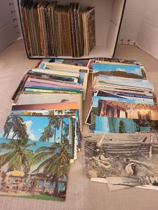 lot 1050 image: Collection of old postcards