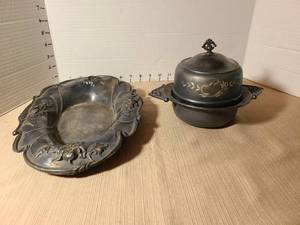 lot 1051 image: Antique silverplate covered butter dish and a serving dish