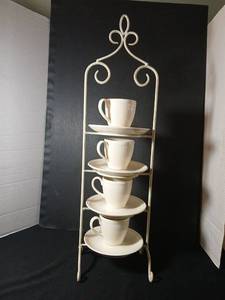 lot 1073 image: Wedgwood Windsor Tea Set 4 Cup Saucer Display Stand